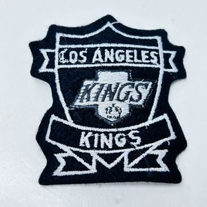 1992 ERA LOS ANGELES KINGS NHL HOCKEY VINTAGE 3.25" SHIELD TEAM LOGO PATCH